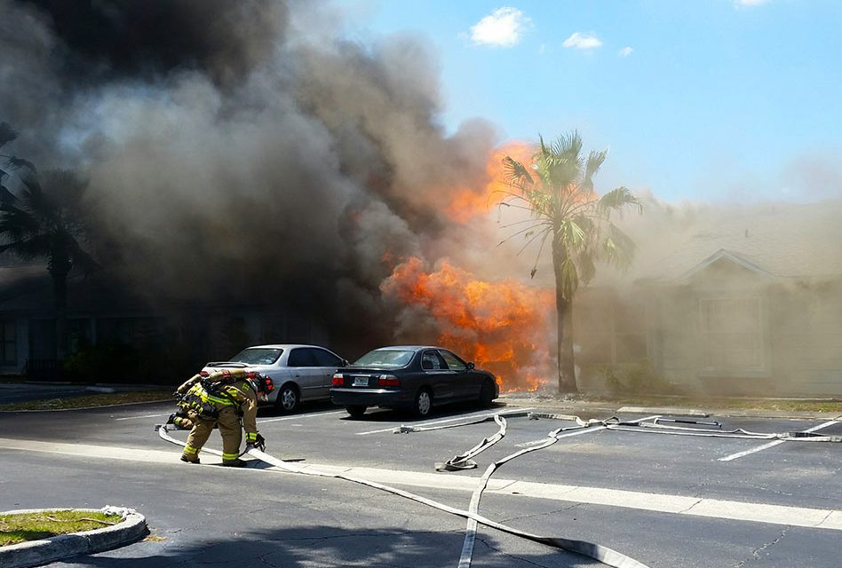 City of Kissimmee Fire Department Responds Quickly to Townhome Fire and Saves Multiple Nearby Dwellings