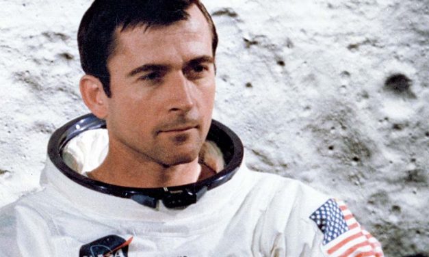 Commander John Young, Orlando Native Space Legend Dies at 87