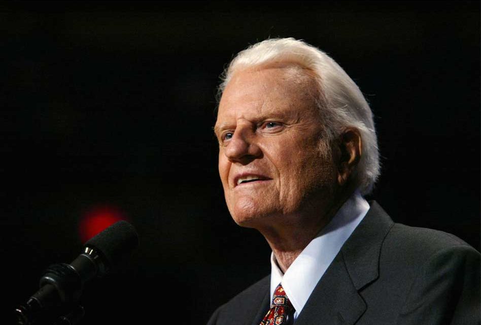 Christian Evangelist Billy Graham Dies at 99