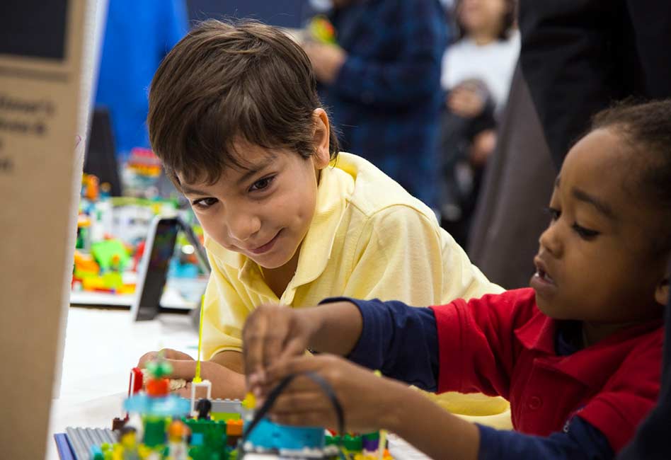 Osceola Science Charter School Receives 10,000 from Amazon for STEM