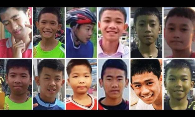 All 12 Boys and Soccer Coach Rescued From Flooded Cave in Thailand