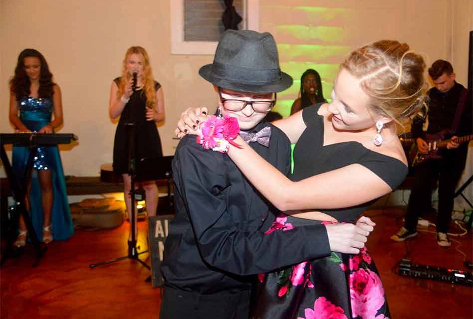 St. Cloud Community Rallies to Give Teen Battling Cancer a Homecoming Dance to Remember