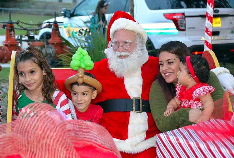 Osceola Commissioner Viviana Janer Hosts 5th Annual Parranda With Santa