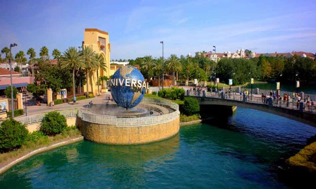 Universal Orlando to Hire New Customer Service Representatives, Offering $750 Sign-On Bonus