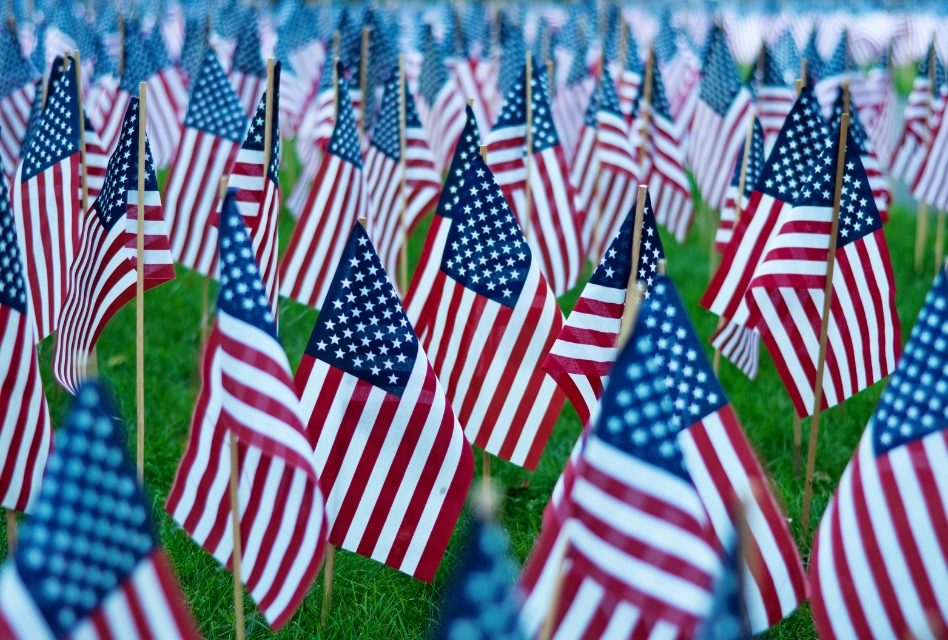 Memorial Day and Veterans Day: The Difference Between the Two Holidays