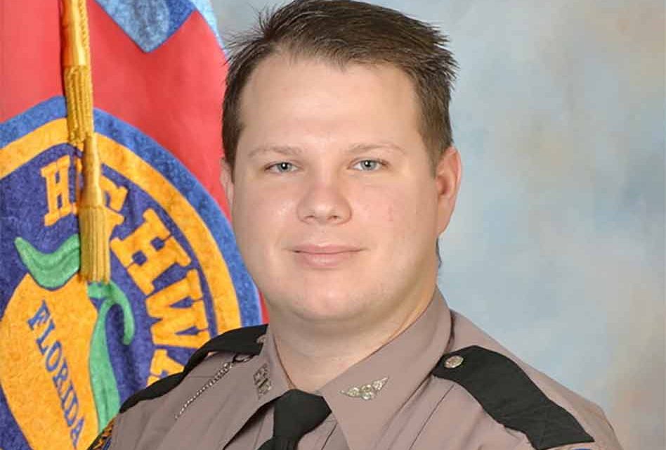 Florida Highway Patrol trooper dies in early morning crash in Orlando