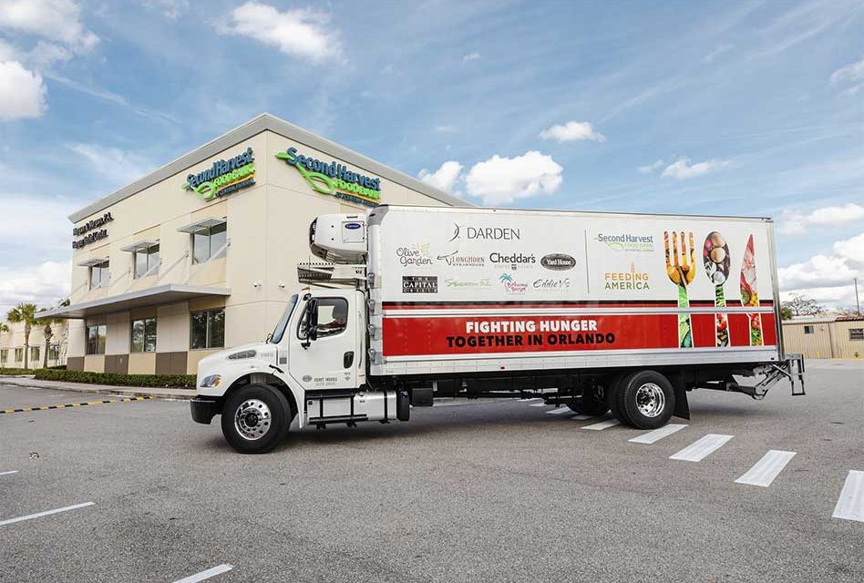 Darden Restaurants Helps Second Harvest Food Bank of Central Florida with Mobile Food Pantry