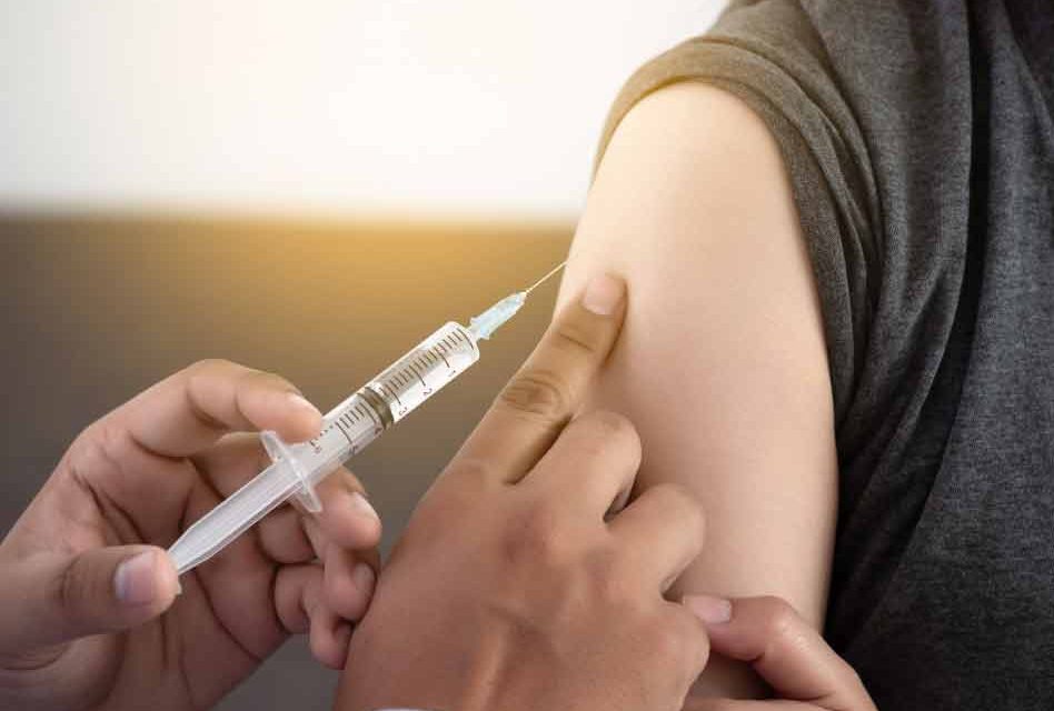 Some Americans are missing their 2nd dose of COVID-19 vaccines, says CDC