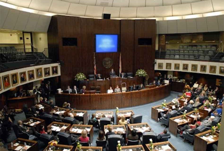 Florida lawmakers pass bill requiring a moment of silence in public schools
