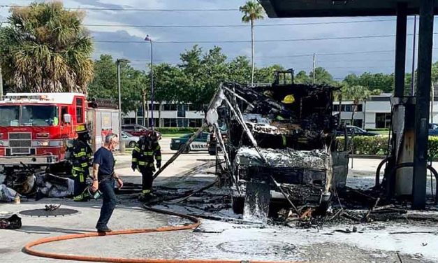 Osceola County Fire Rescue extinguishes RV fire at Kissimmee 7-Eleven gas pump