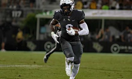 Late Touchdown Propels UCF Knights To 20-16 Win Over East Carolina Pirates