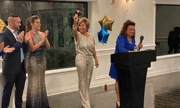 Women’s Council of Realtors in Osceola County Celebrates Marcy Theobald as 2022 President