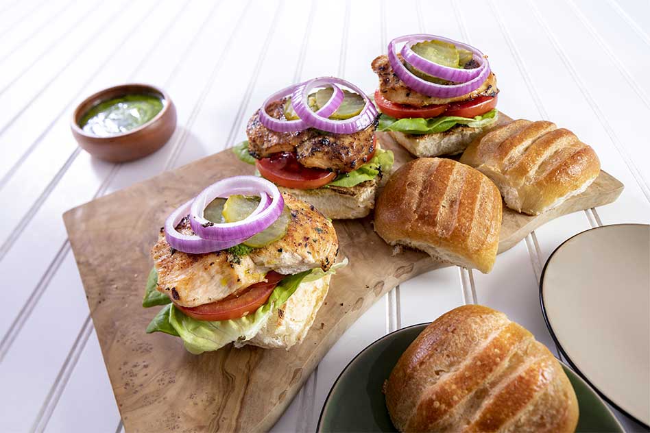 Get ready to enjoy this grilled Florida chicken sandwich, it’s Positively Delicious!