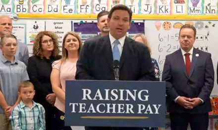 Florida Governor Ron DeSantis approves $800M in Florida’s budget for teacher raises