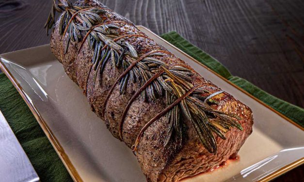 Floridian Feast: Succulent Roasted Beef Tenderloin