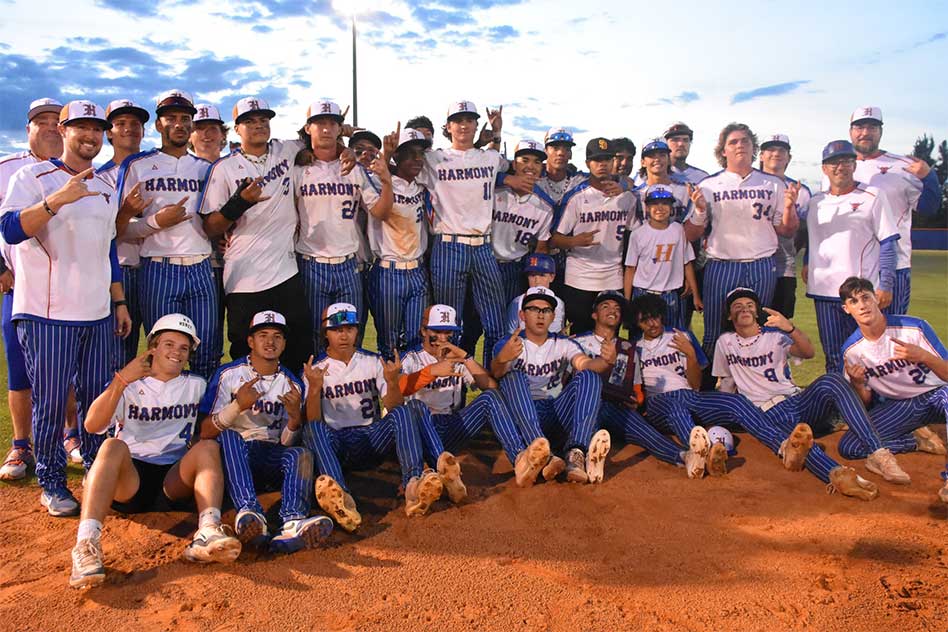 Harmony Longhorns Win District Championship over Osceola in Boys Baseball, Lady Kowboys Take District Crown in Softball