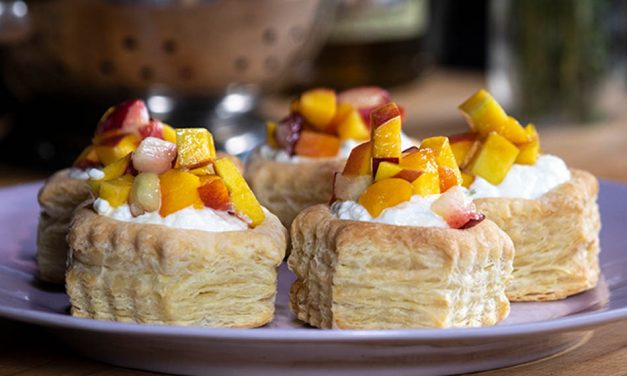 Peach Perfection: Flaky Puff Pastry Dessert
