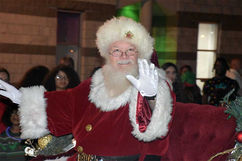 A Night of Magic: City of Kissimmee’s Festival of Lights Parade Brings Joy to Thousands