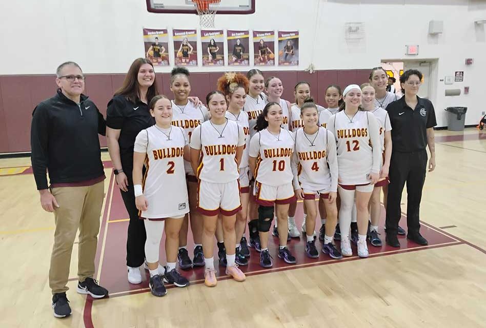 St. Cloud Lady Bulldogs Keep Playoff Hopes Alive with Stunning Upset Over Oak Ridge in Regionals