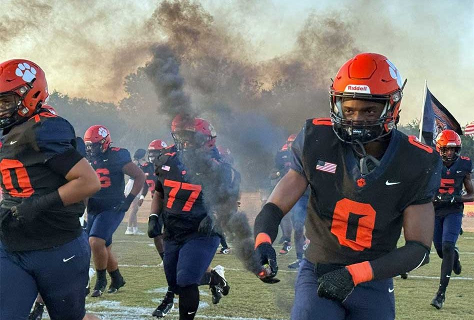 Big Plays Cost Tohopekaliga in 44-22 Loss to Viera Under Friday Night Lights