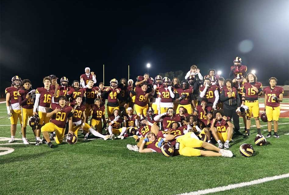 St. Cloud Bulldogs Dominate Lake Minneola Hawks 55-6, Cap Record-Setting Season at 8-2