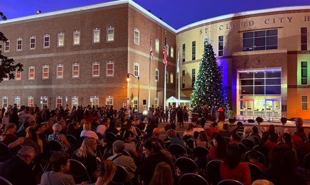 St. Cloud Shines Bright as Record Crowds Celebrate 34th Annual Tree Lighting at City Hall