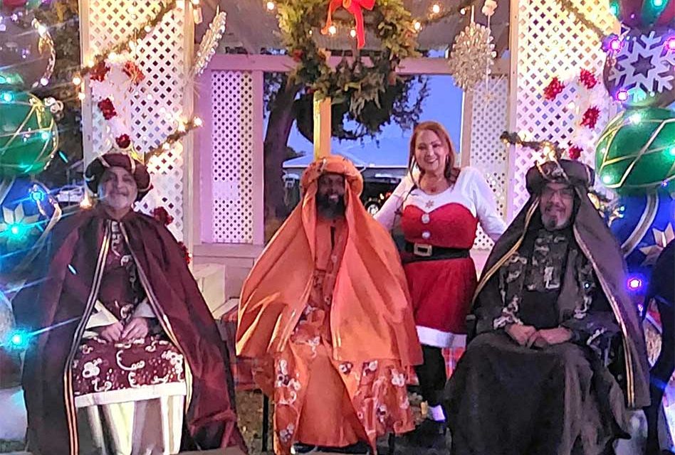 Holiday Spirit Shines as Commissioner Viviana Janer Hosts Parranda with Santa in BVL