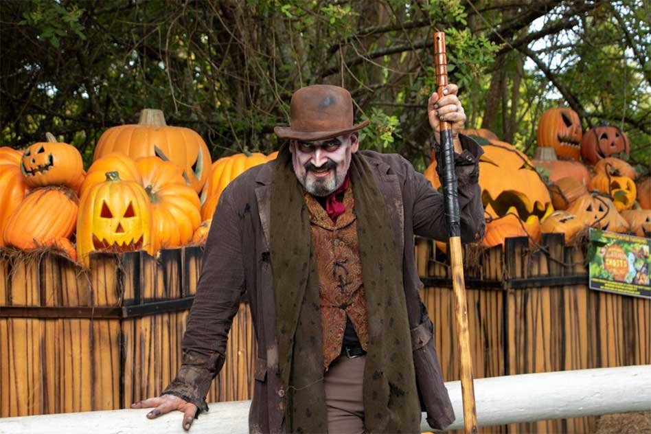 Gatorland’s Gators, Ghosts & Goblins Returns with Cryptids, Costumes and Halloween Fun