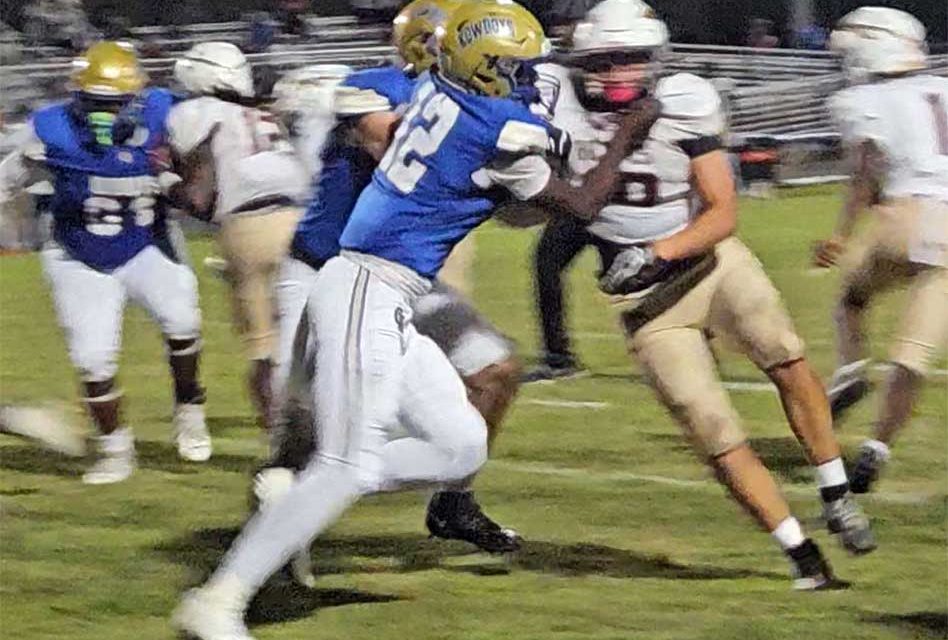 Big Plays and Stalled Drives Sink Kowboys in District Loss to Lake Gibson