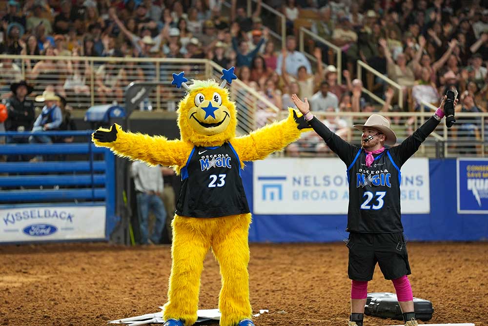 DSC09803 Boot Bulls and Barrels