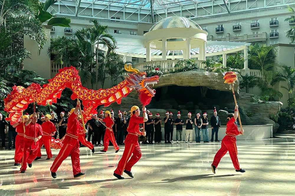 ICEArtisan Gaylord Palms ICE